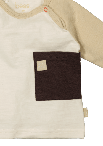 Bess: Ls offwhite side pocket