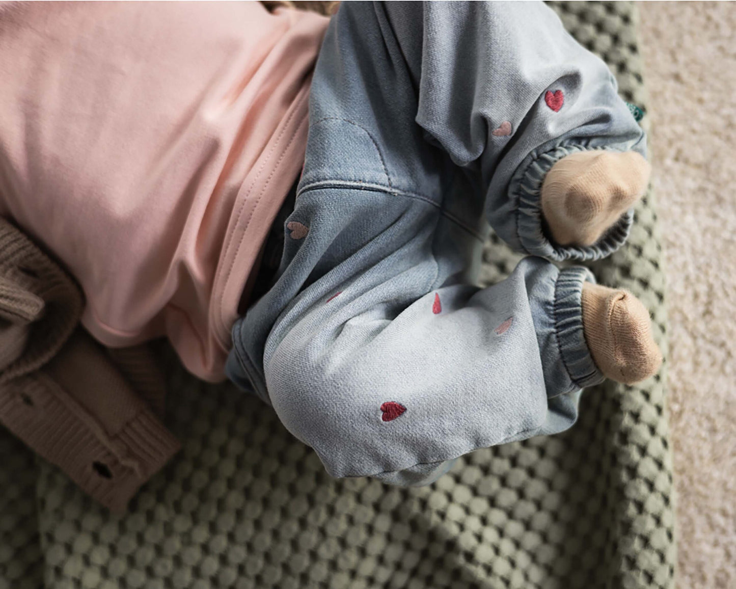 Bess: Pants Jog Denim hartjes