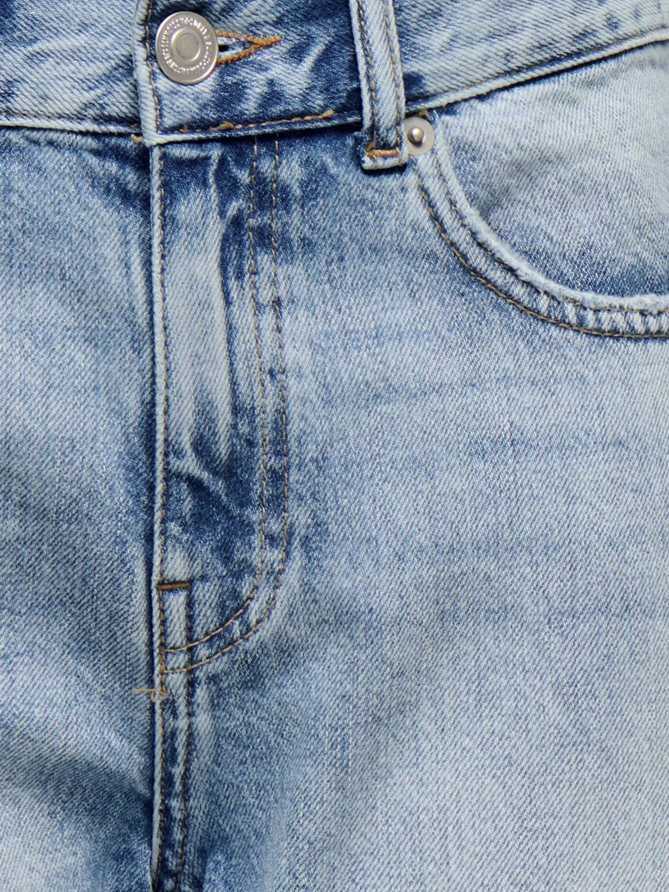 Only & Sons: baggy short:Light Blue Denim