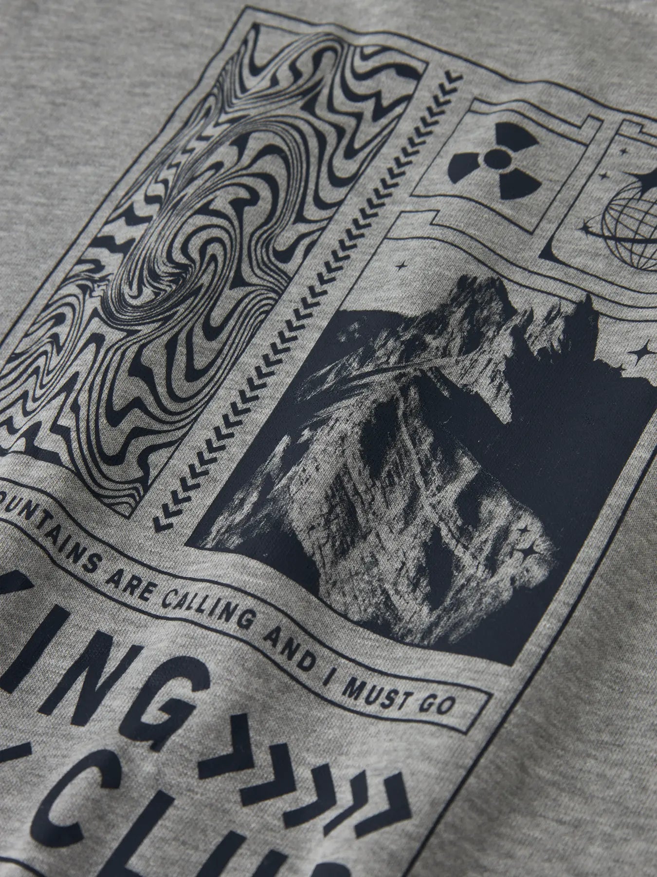 Name it: Sweater " Hiking club" grijs