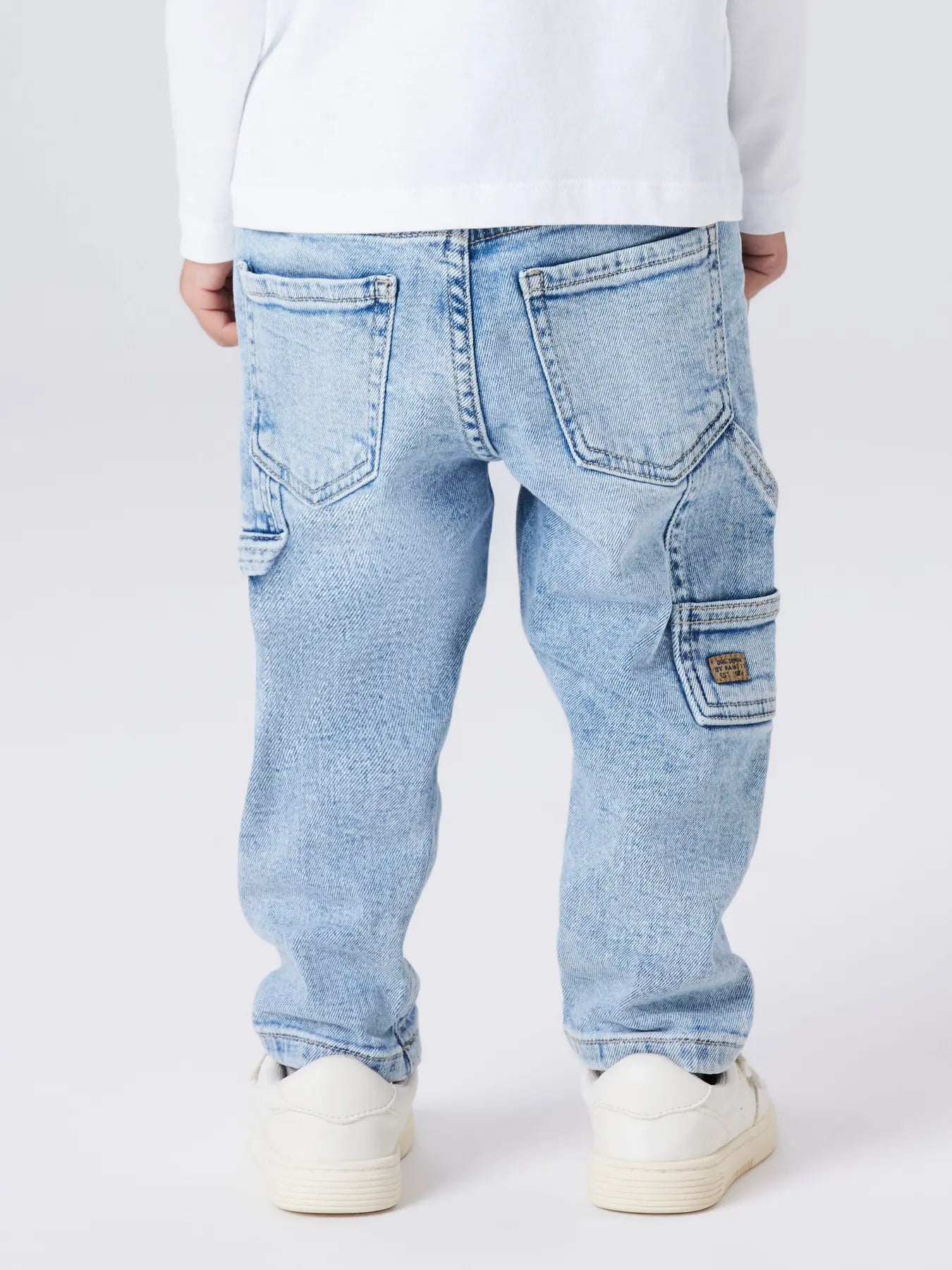 Name it: Clint: Tapered jeans light skate: light blue denim