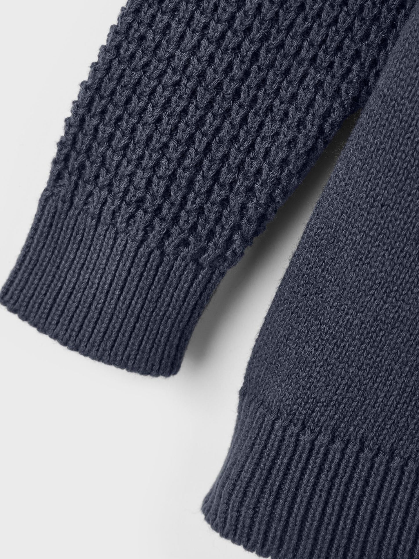 Name it: vest knit dark sapphire