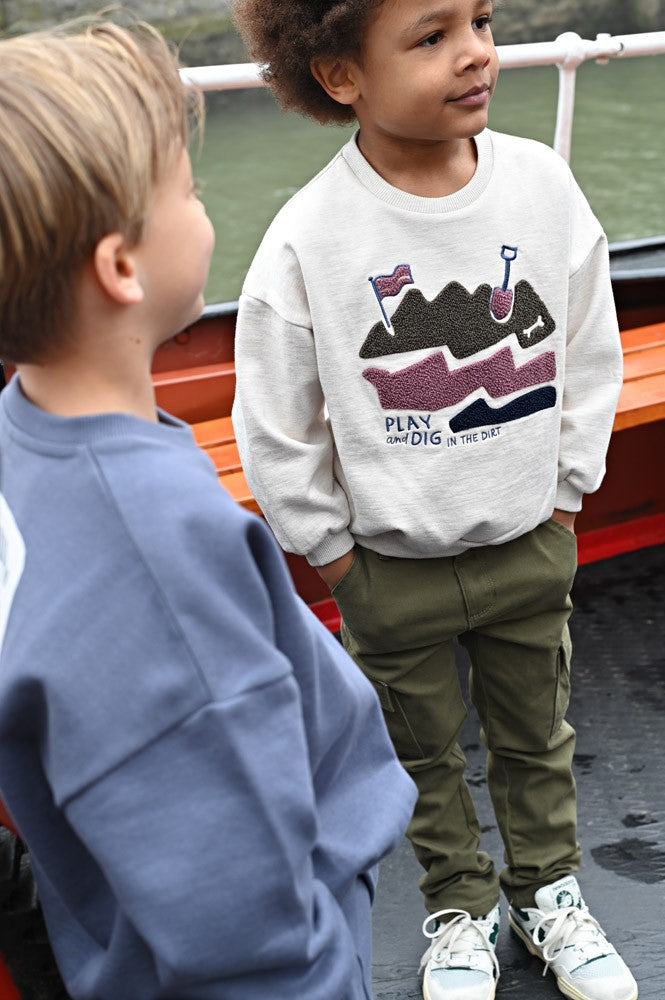 Sturdy:Rock The Earth: Sweater oversized offwhite