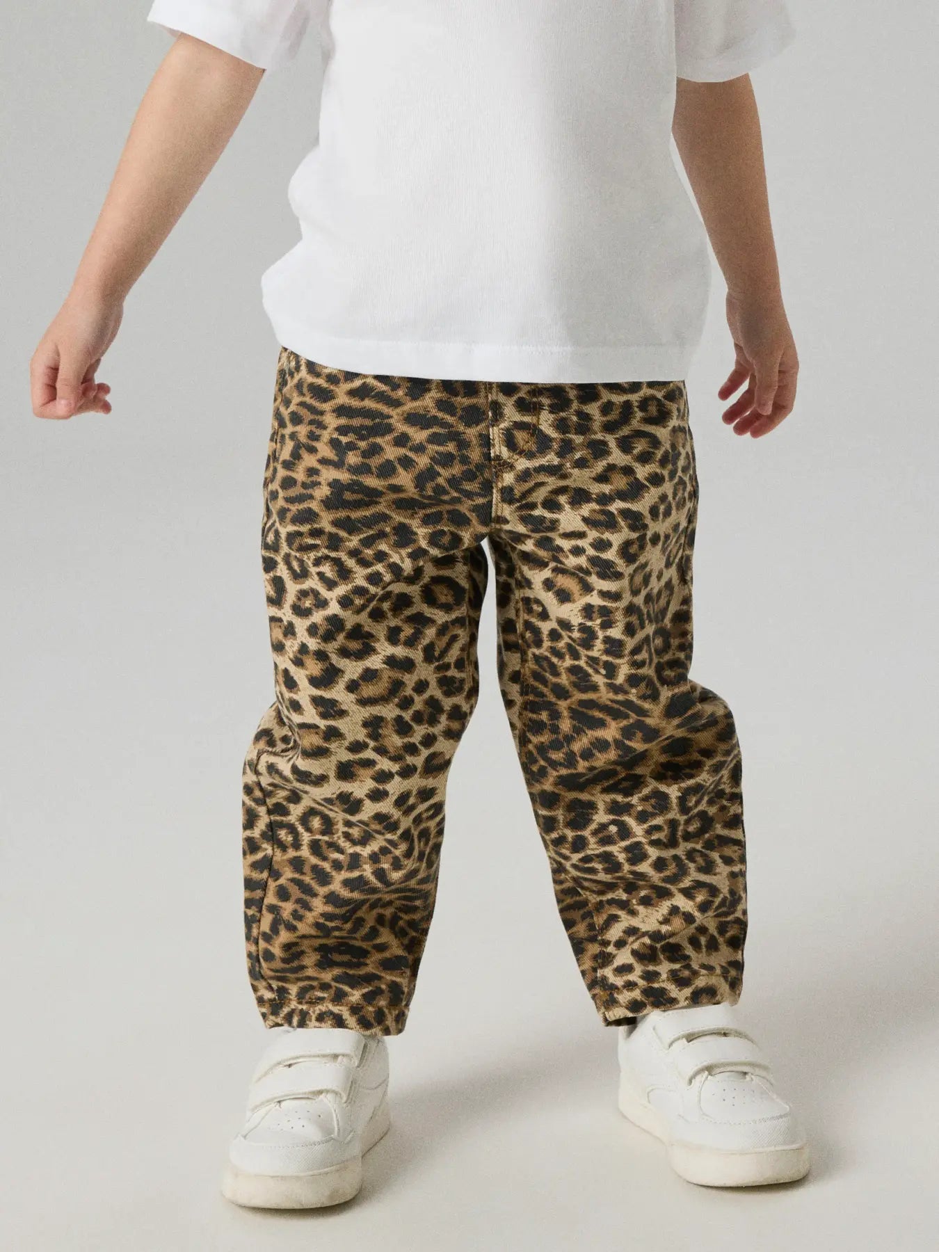 Name it: Mom jeans leopard