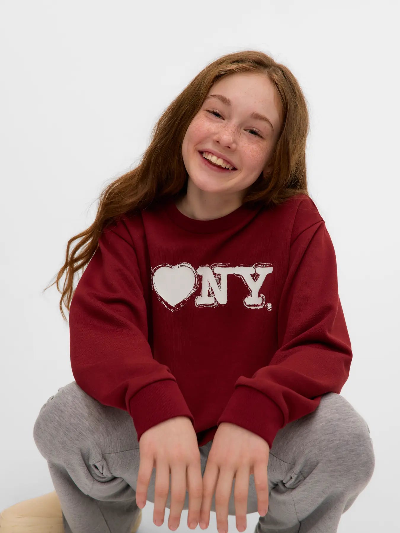 Vero Moda girl : sweater New York burgundy