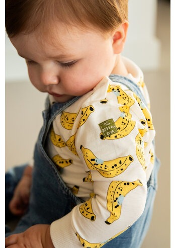 Bess:sweater Bananas