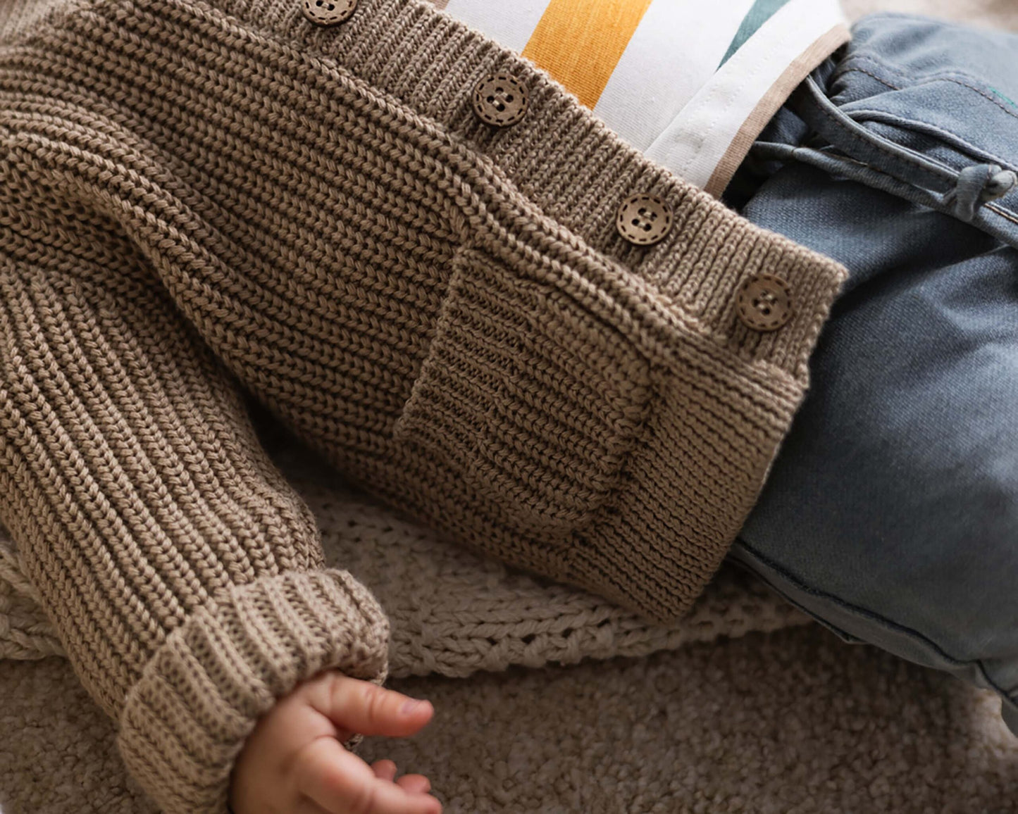 Bess: Cardigan Knit sand