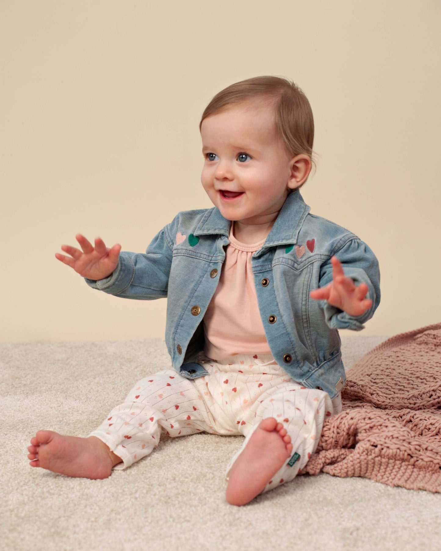 Bess: dunne jeans jas hartjes