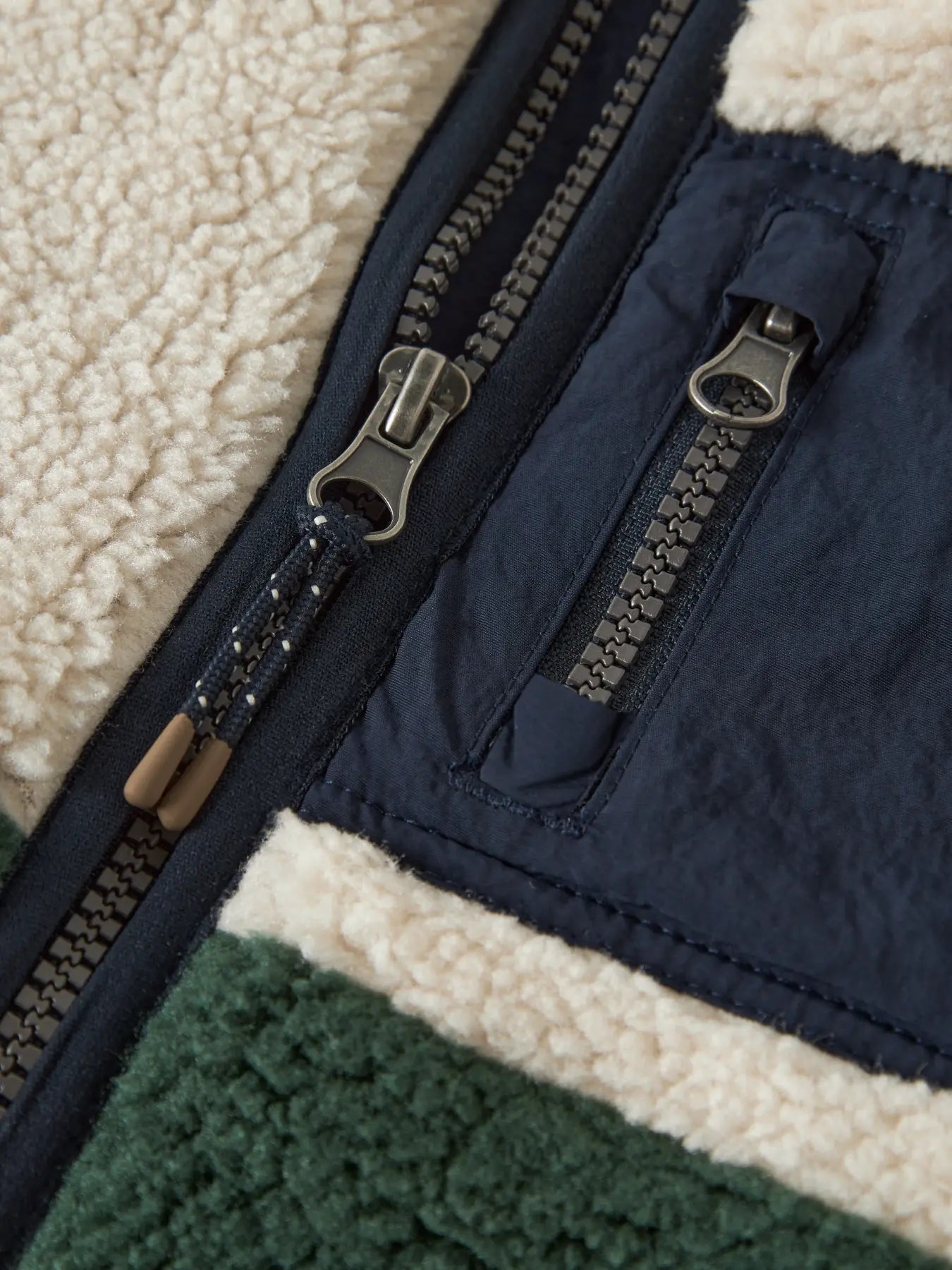 Name it: Teddy jacket block jungle green