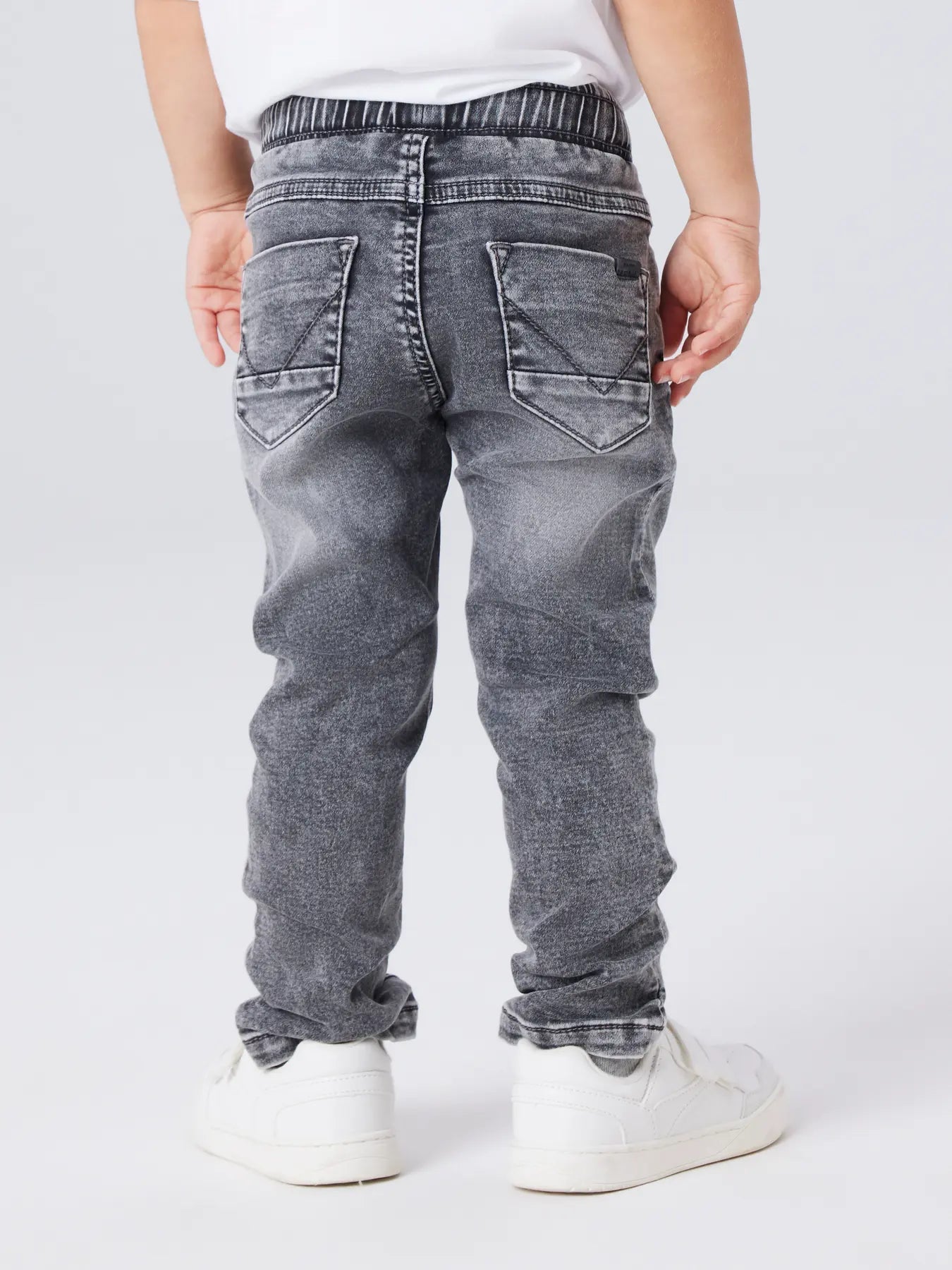 Name it: CASPER: soft jeans dark grey denim
