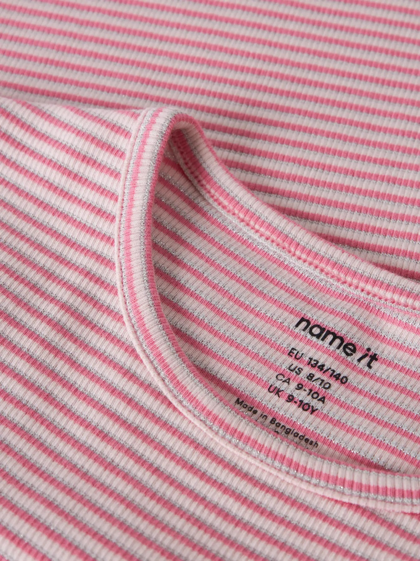 Name it: longsleeve streep glitter pink