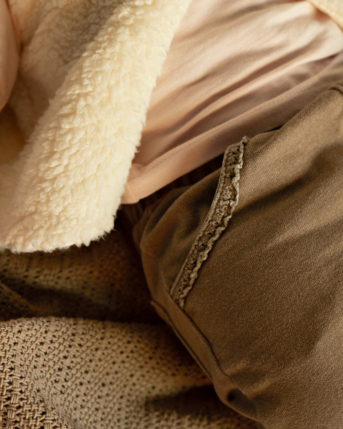 Bess: soft pants coffee brown