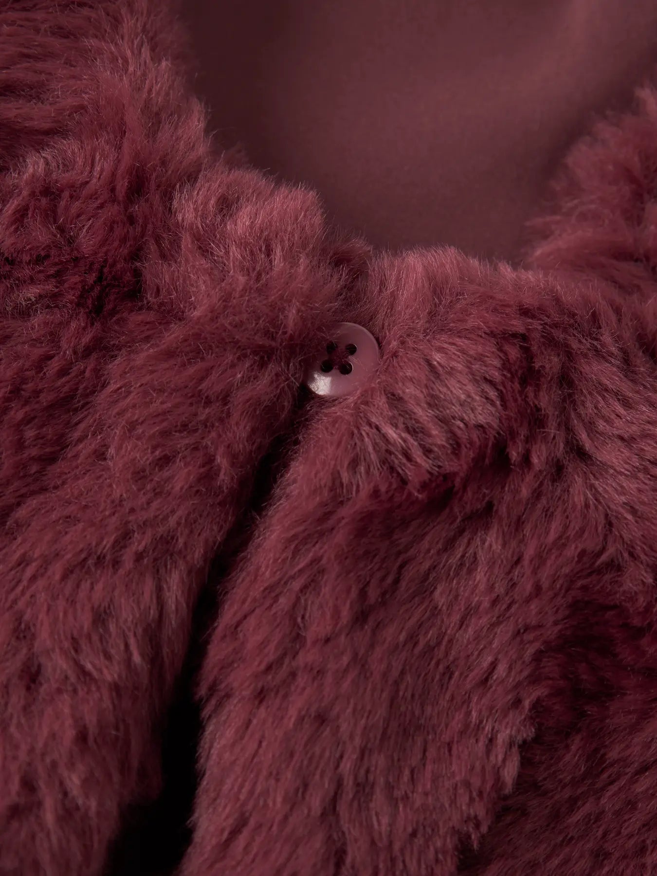 Name it: Fake fur vest wild ginger