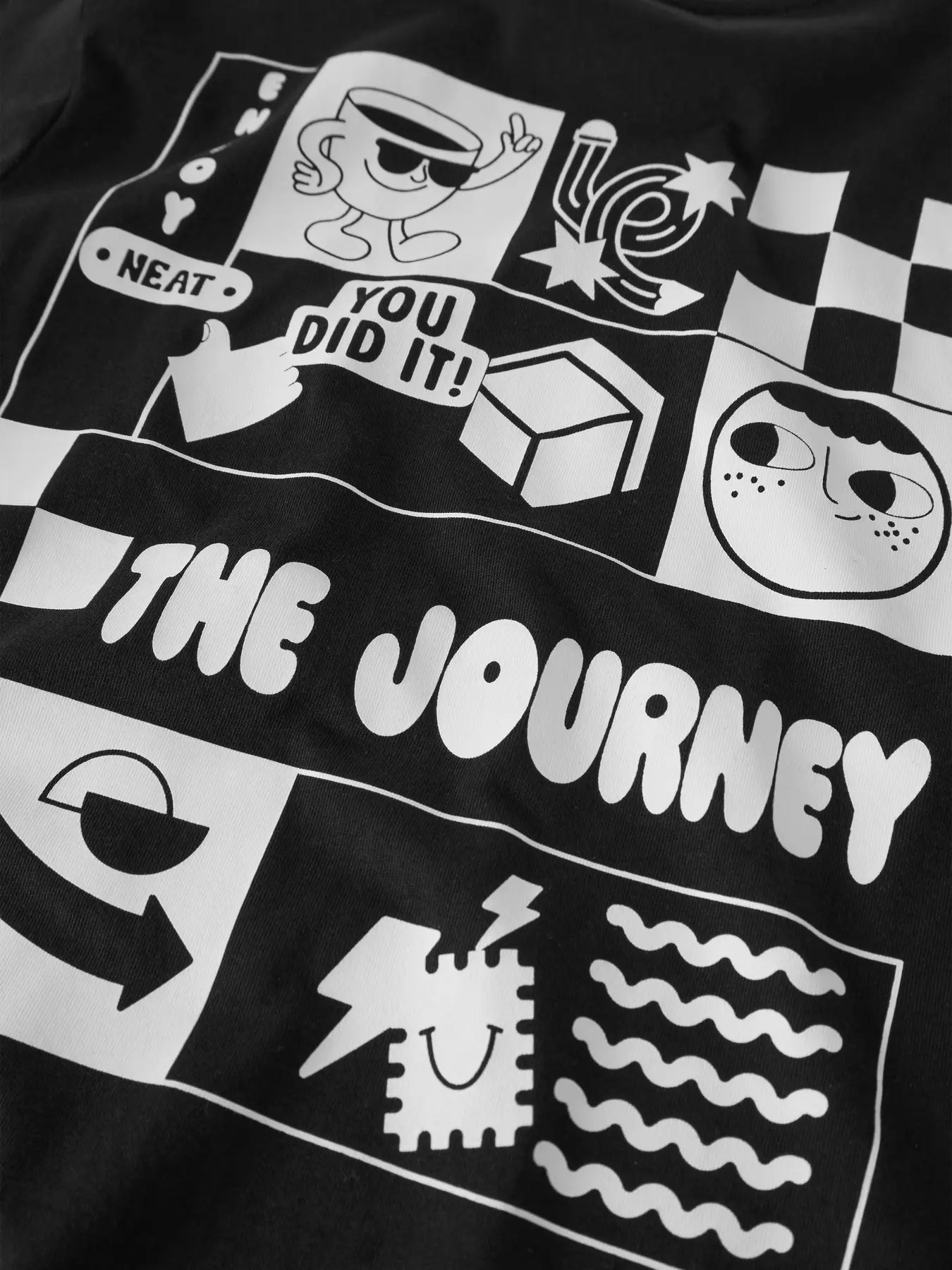 Name it: t-shirt " The journey" black