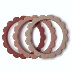 Mushie: flower bracelet ( blush/ Rose / sh. sand)