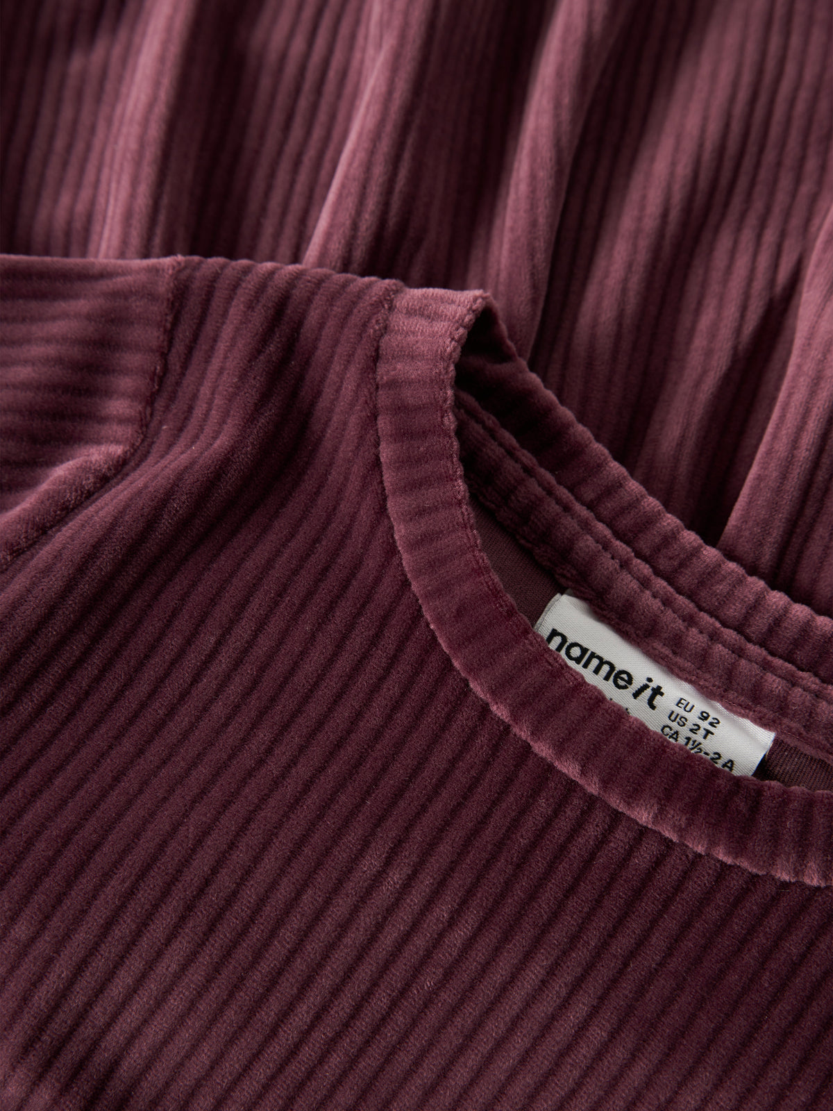 Name it: dress velvet Catawba Grape