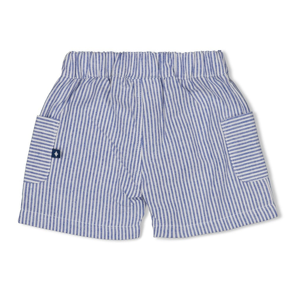 Feetje:Seaside happiness: short streep