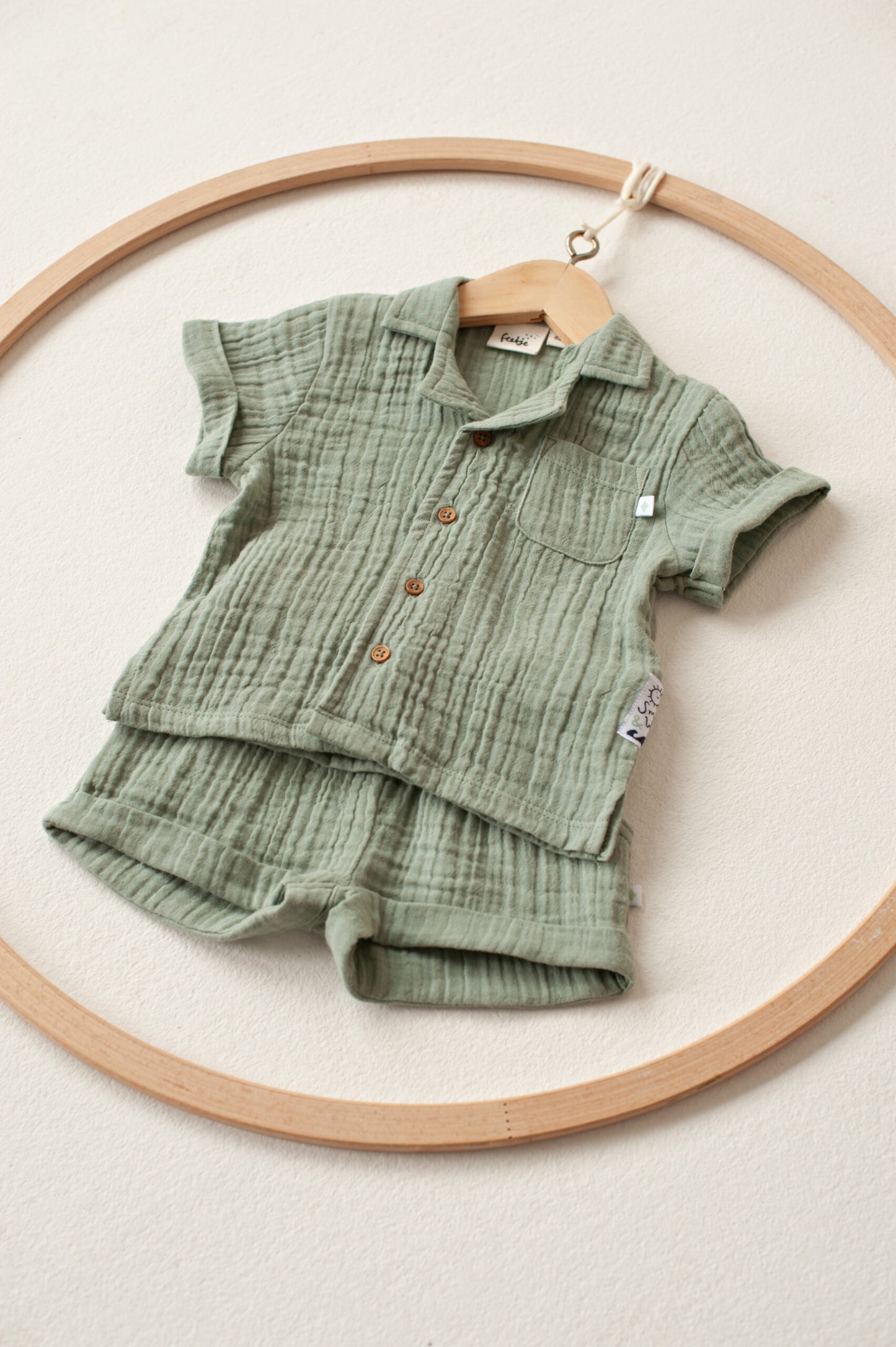 Feetje:summer woven: shortje tetra mint