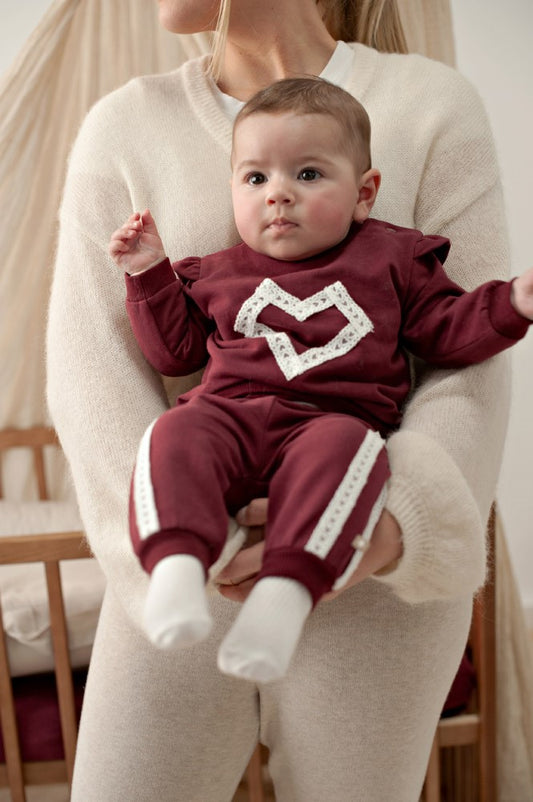 Feetje: My little love: sweater haert bordaux