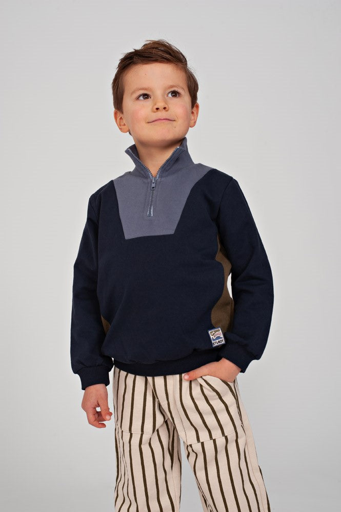 Sturdy:Rock The Earth: Sweater met tiret