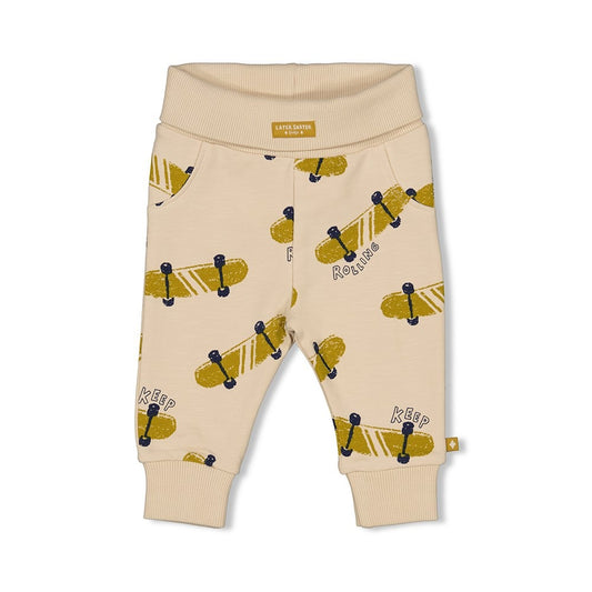 Feetje:Keep rolling: broek sand