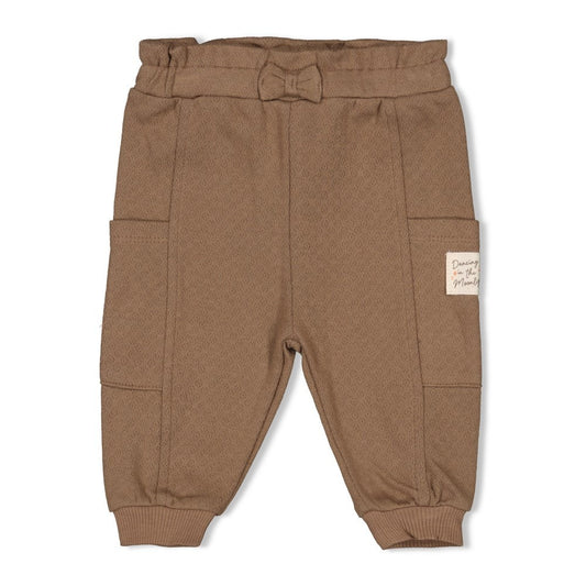 Feetje:Dancing in the moonlight: broek bruin