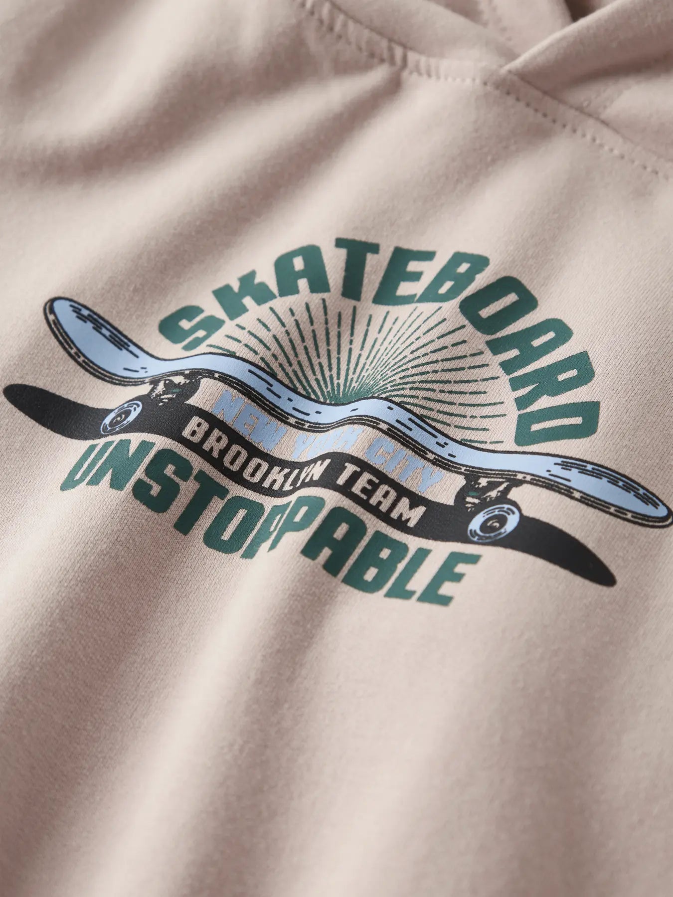 Name it: Dunne hoodie gewatteerd "Skateboard"