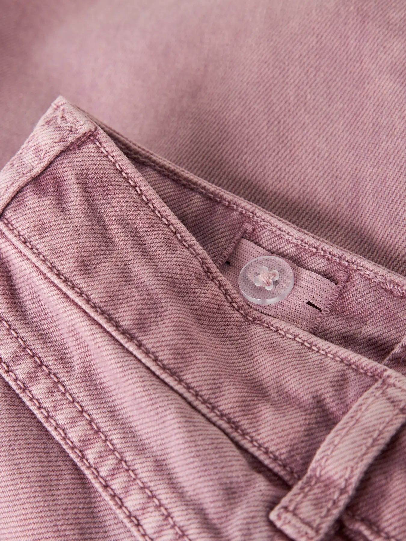 Name it: Barrel jeans wild ginger