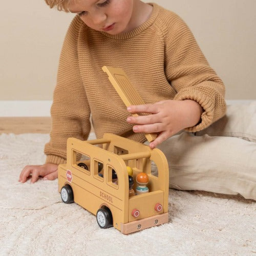 Little Dutch: schoolbus