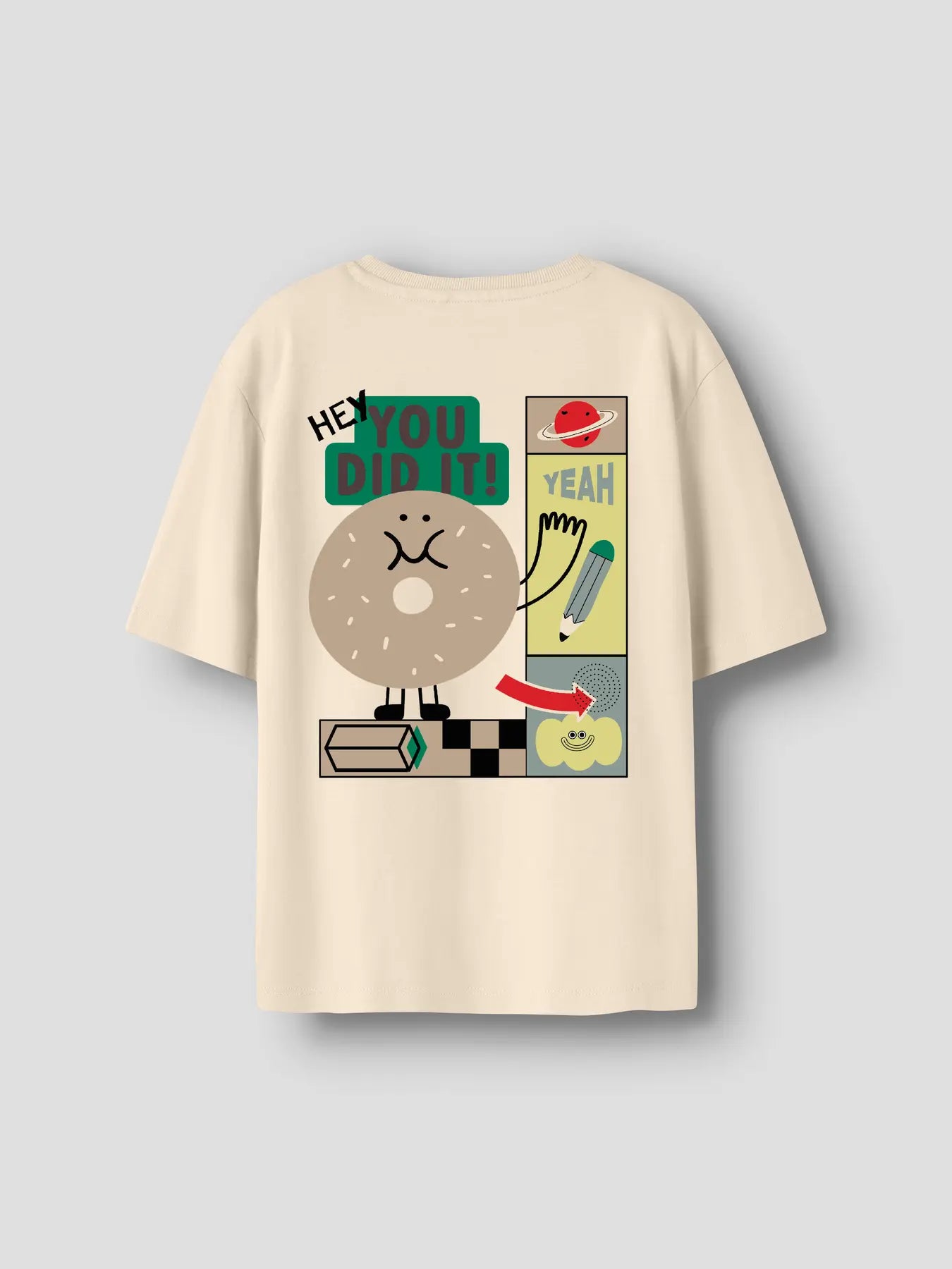 Name it: t-shirt sand donut