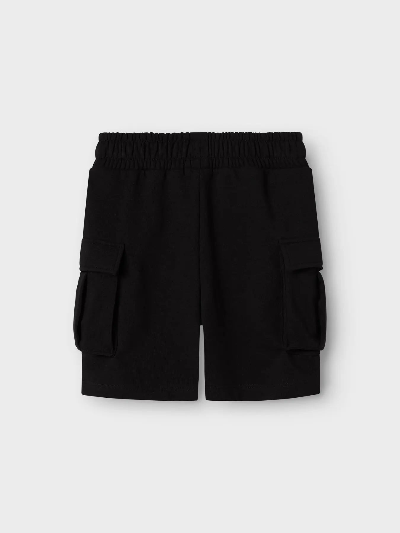 Name it: cargo short black