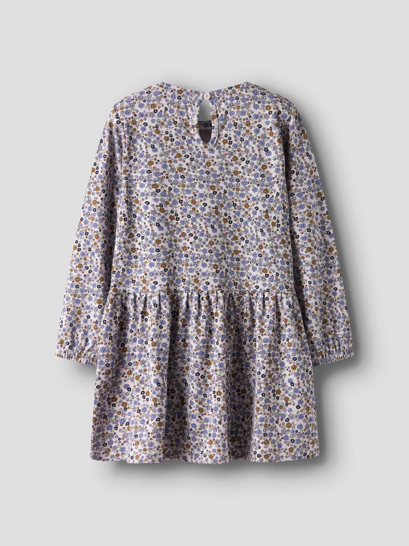 Name it: dress flowers