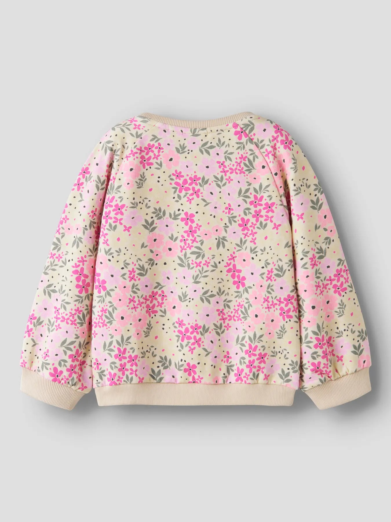 Name it: sweater flowers
