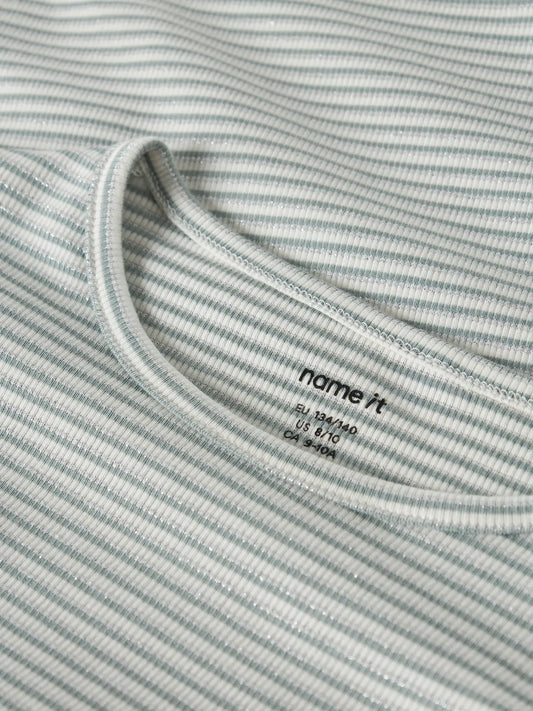 Name it: longsleeve streep glitter green
