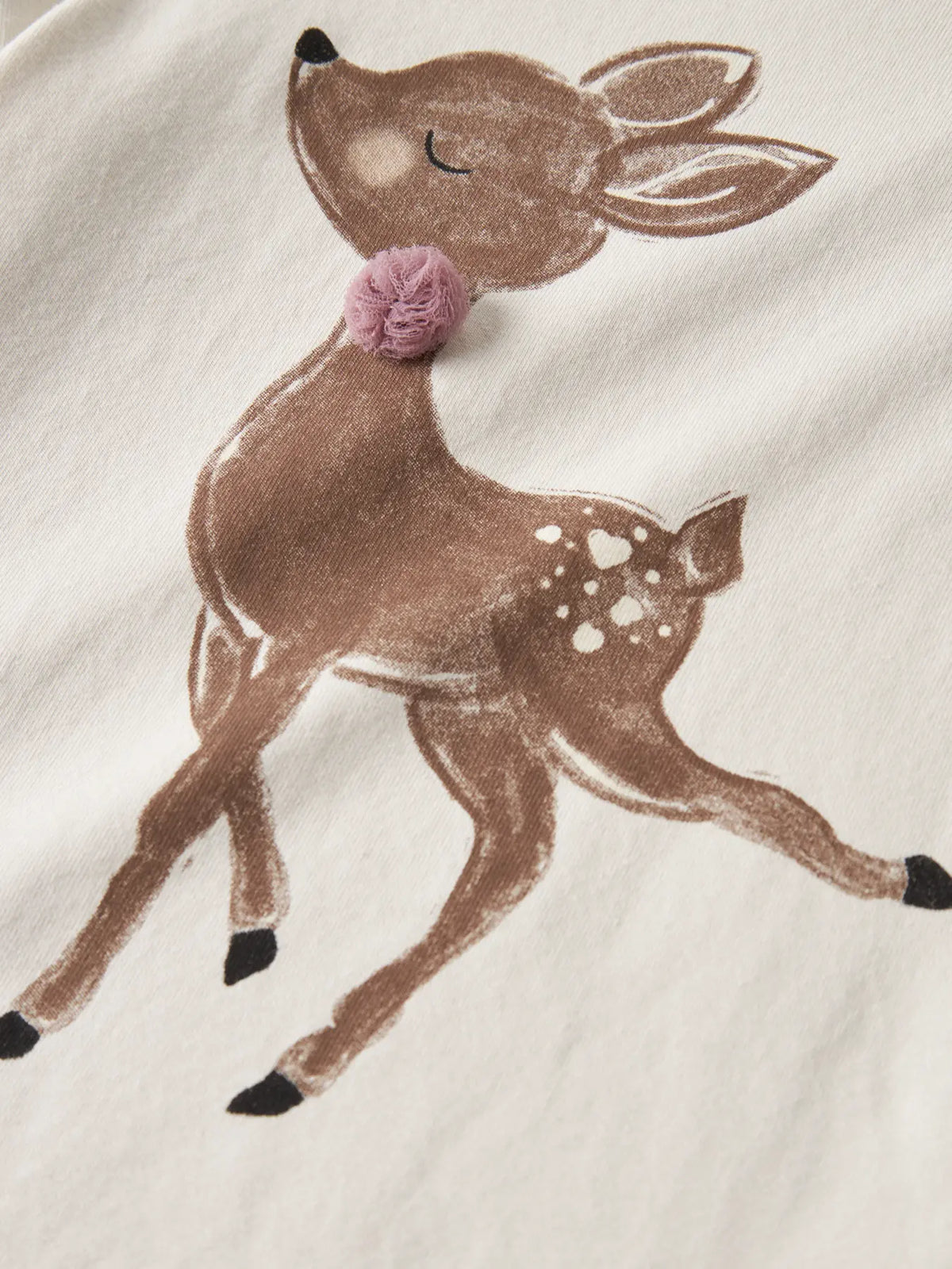 Name it: longsleeve deer offwhite